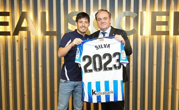David Silva, celebrando su renovación. 