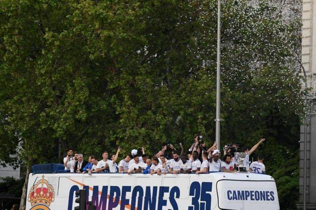 Fotos: Festejo liguero del Real Madrid en Cibeles