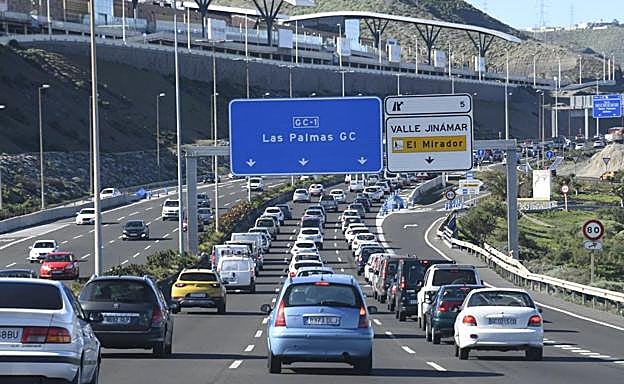 El rent a car reactiva las ventas de turismos y 4x4 en Canarias