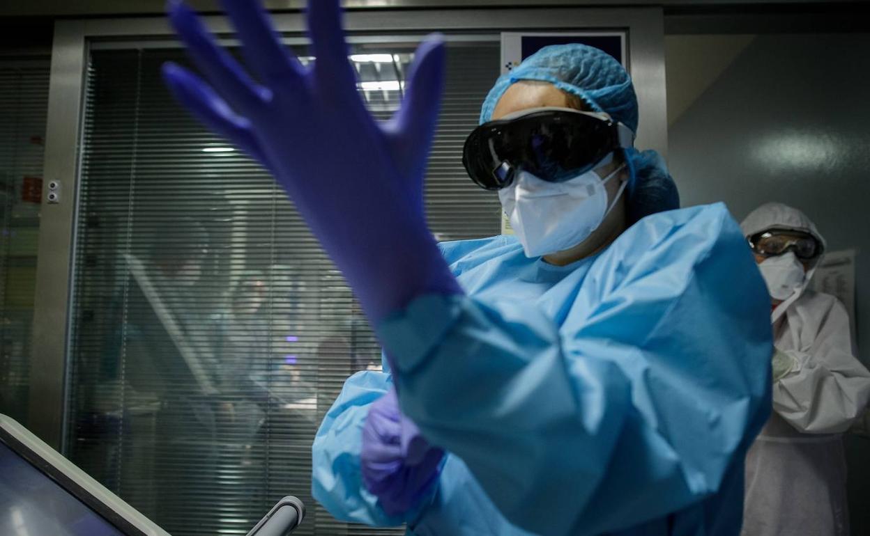 Cuatro muertes y 929 contagios de covid en personas de más de 60 años en los últimos cuatro días