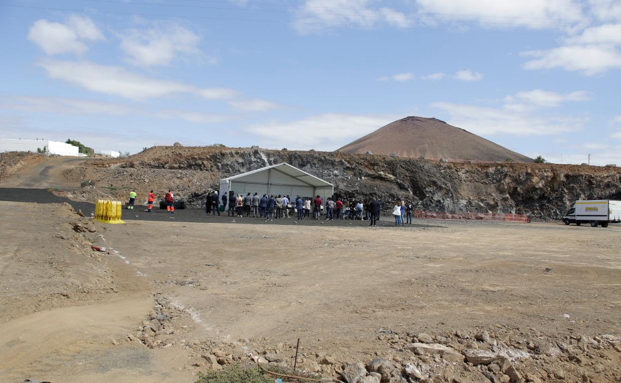 Acto de colocación de la primera piedra en mayo de 2021. 
