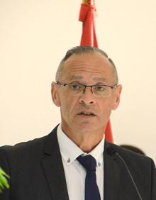 Imagen secundaria 2 - Éxito rotundo en la presentación del Cancionero de la Contra Canaria impulsada por Entre Amigos