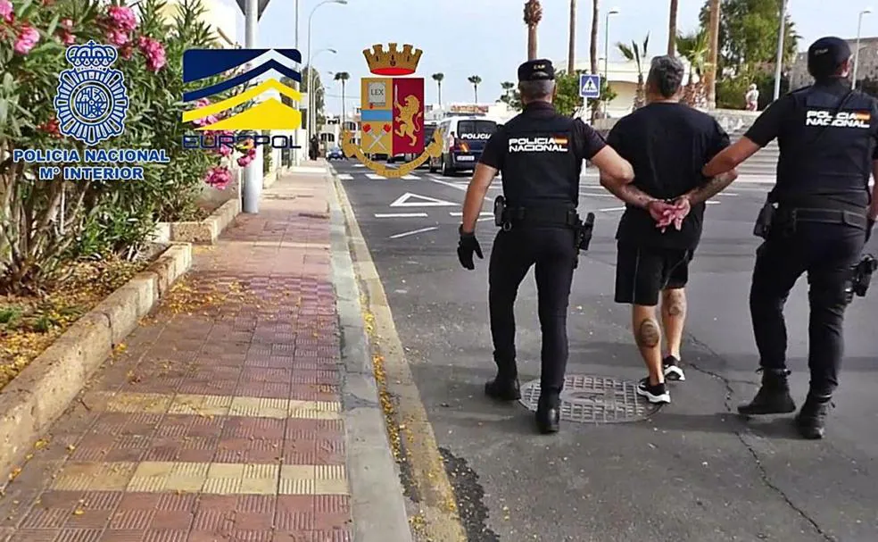 Uno de los detenidos en una operación contra la mafia en Tenerife. 
