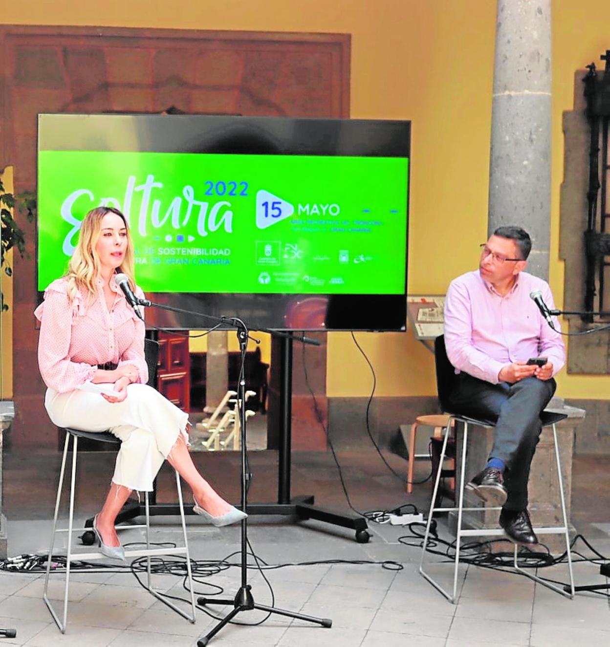 Guacimara Medina y Francisco Atta, ayer en la presentación. 