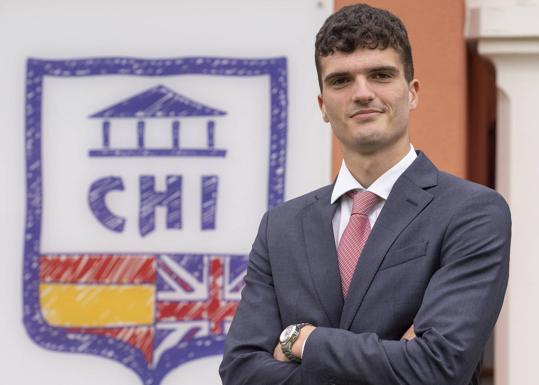 Miguel Flores, del Colegio Hispano Inglés, galardonado en la Olimpiada de Física