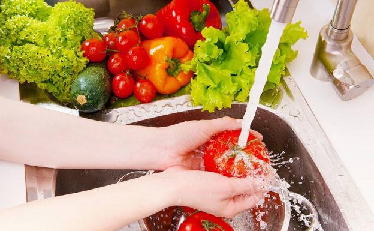Lava siempre el producto que vayas a consumir. 