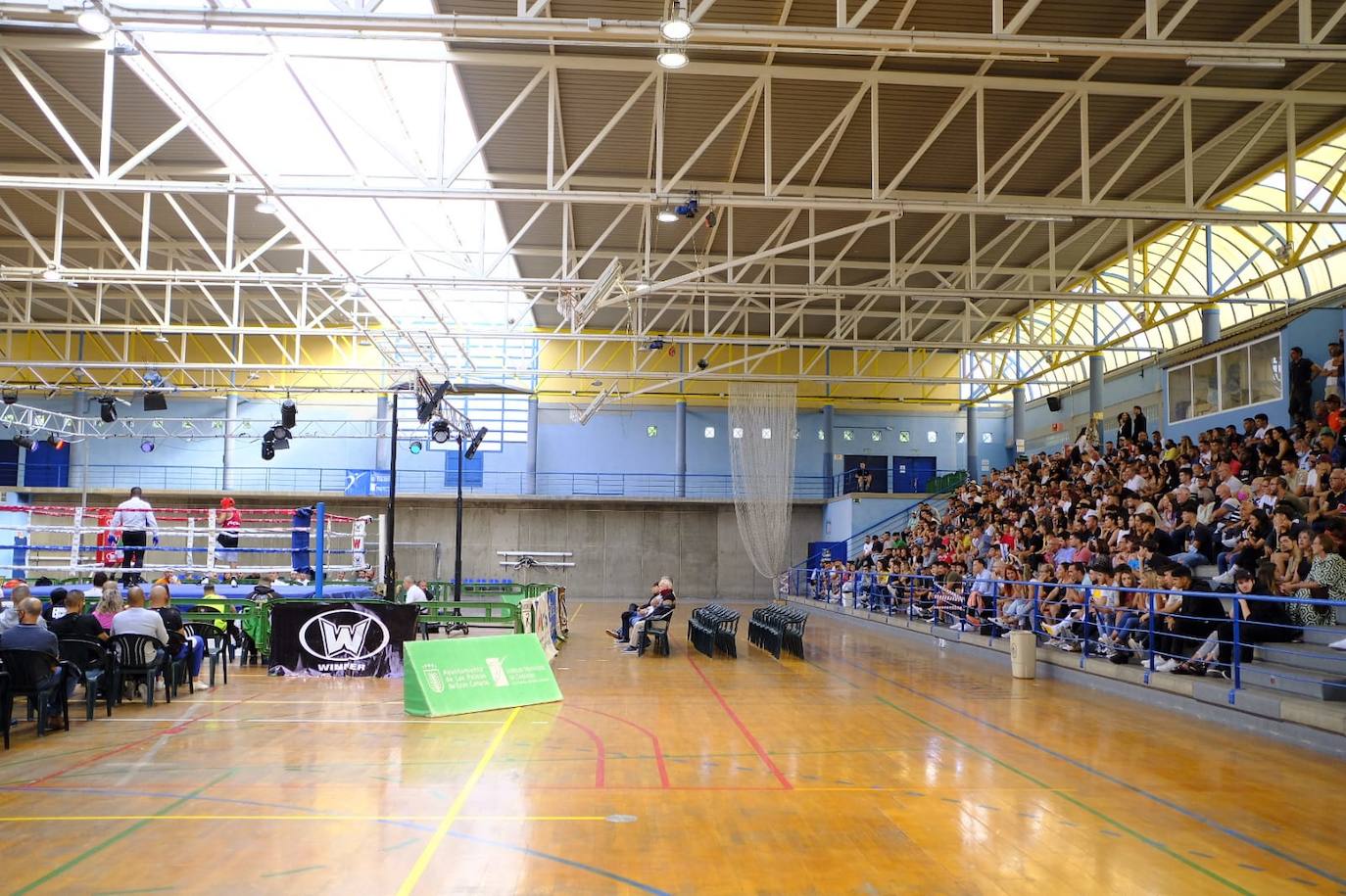 Fotos: La Copa Ciudad de Las Palmas de Gran Canaria de boxeo llenó el Juan Beltrán Sierra