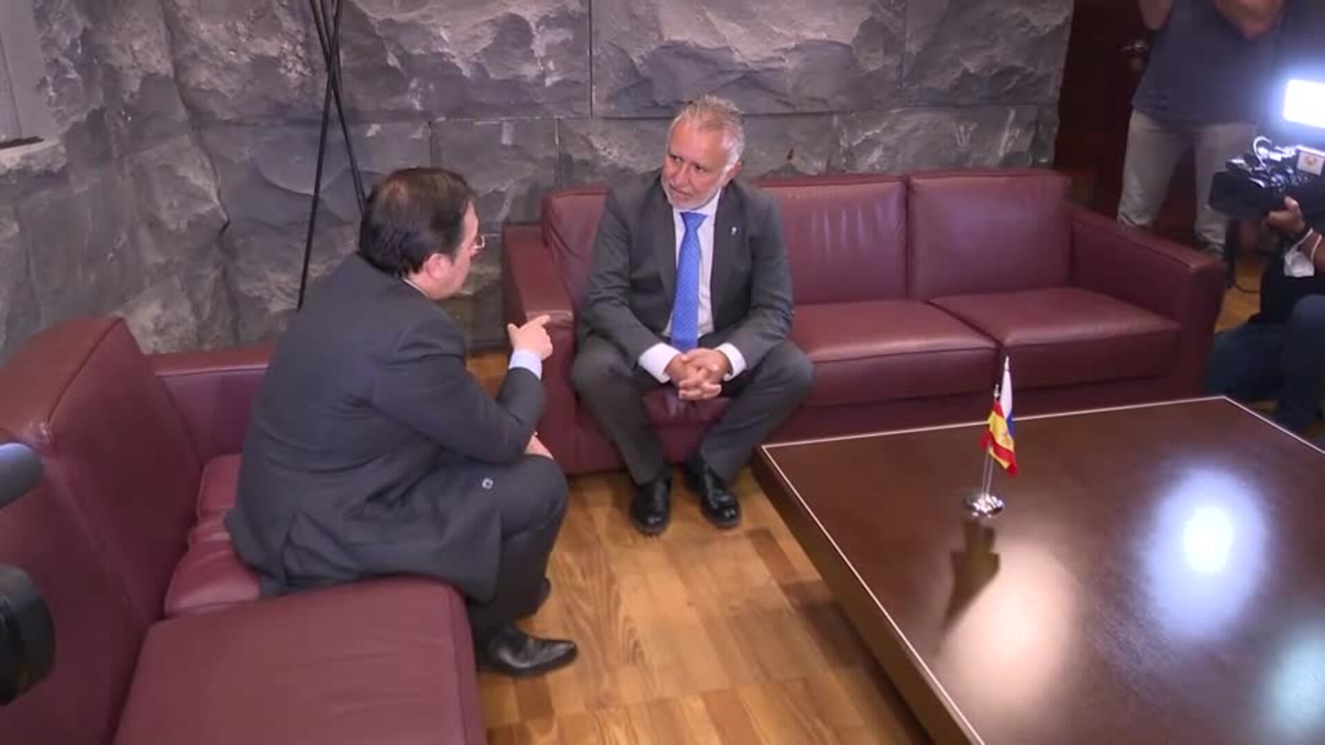 Ángel Víctor Torres, recibe al ministro de Asuntos Exteriores, Unión Europea y Cooperación, José Manuel Albares