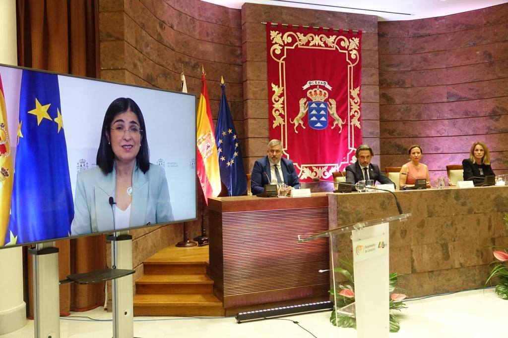 Fotos: El Parlamento rinde tributo a las 113 diputadas en los 40 años de autogobierno