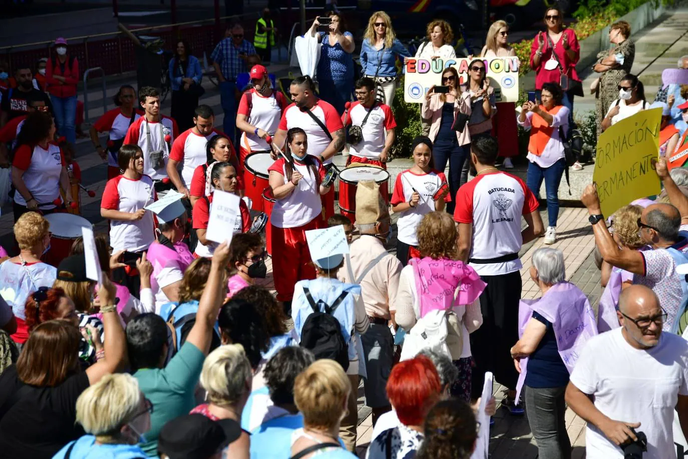 Fotos: Manifestación de educación en presidencia