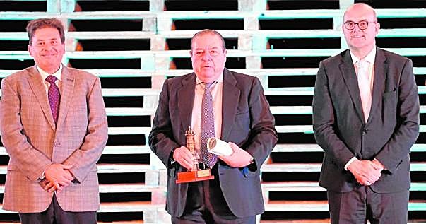 Ibarra afirma que el Puerto es sinónimo de «salud empresarial y creación de empleo»