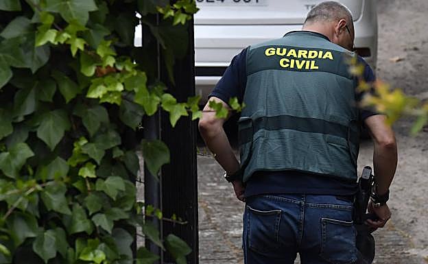 En la imagen uno de los investigadores. 