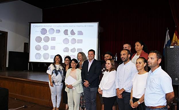 Protagonistas de la presentación. 