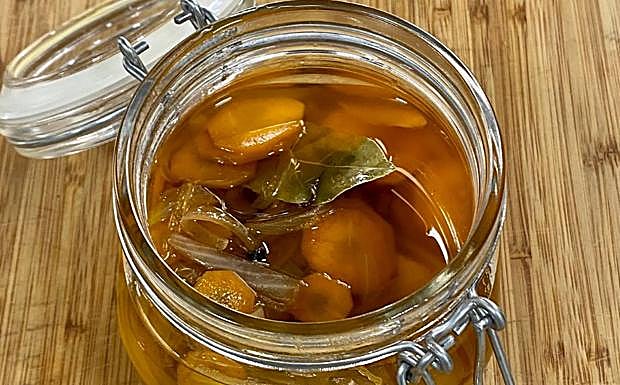 Atún rojo en escabeche