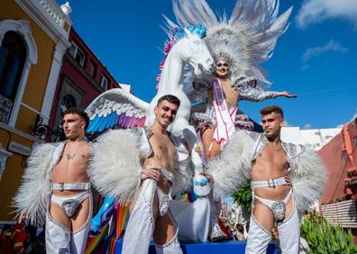 Imagen secundaria 1 - 3.000 personas abarrotan el Recinto Cultural La Quinta para disfrutar de la Gran Gala del Gáldar Pride