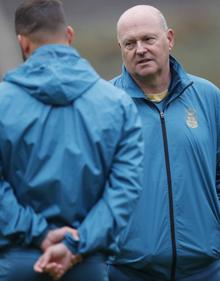 Imagen secundaria 2 - El idilio con la afición, el éxtasis de Moleiro y el liderazgo de Viera