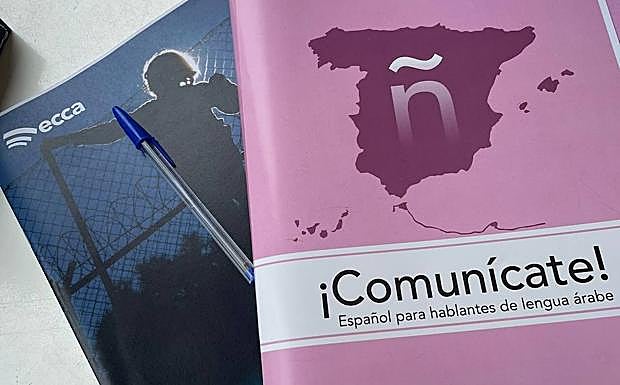 Parte del material que van a utilizar los chicos en el curso.