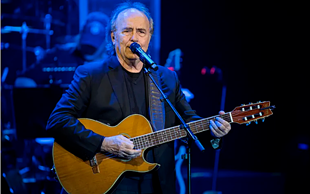 Joan Manuel Serrat: Grandes éxitos sobre el escenario
