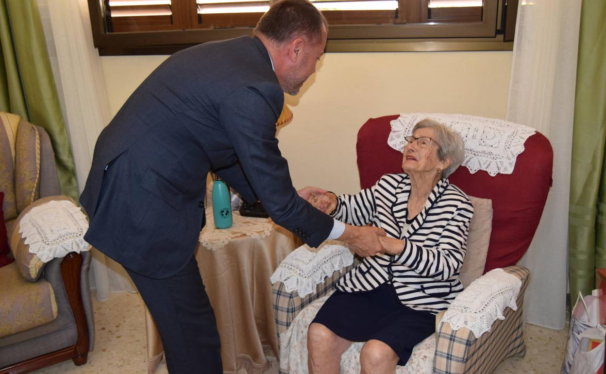 Cien cumpleaños de Estela Ossorio