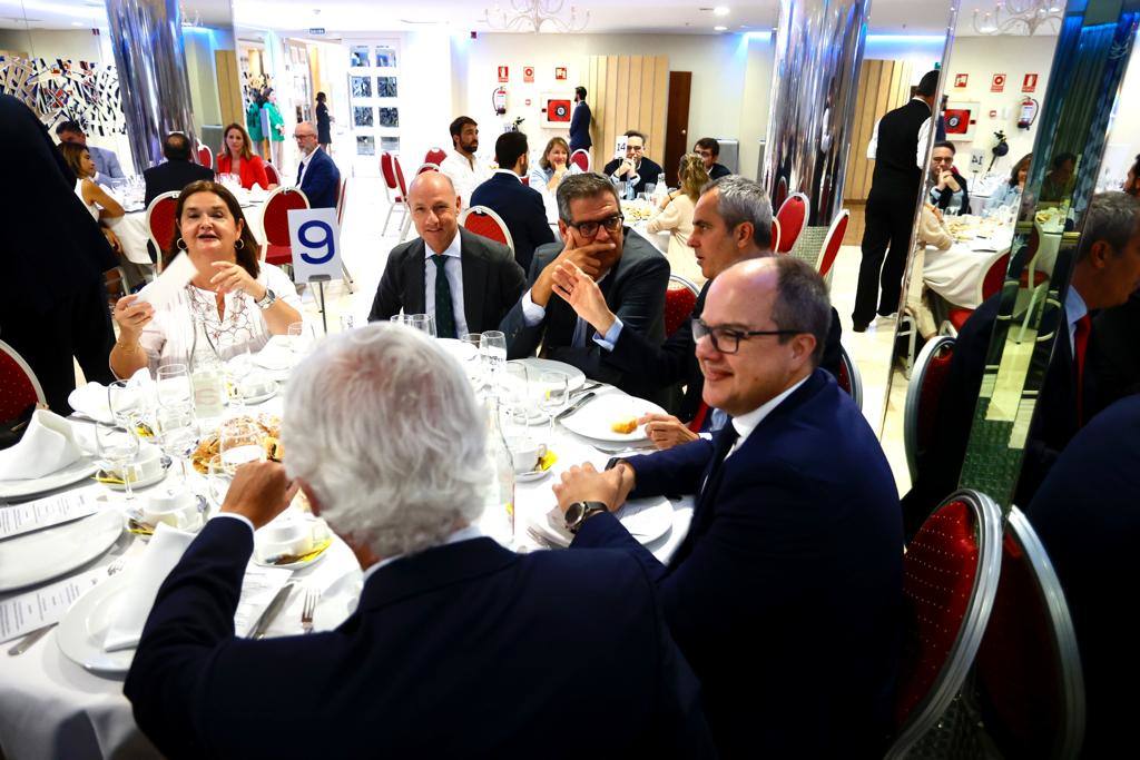 Fotos: El PP presenta su programa económico