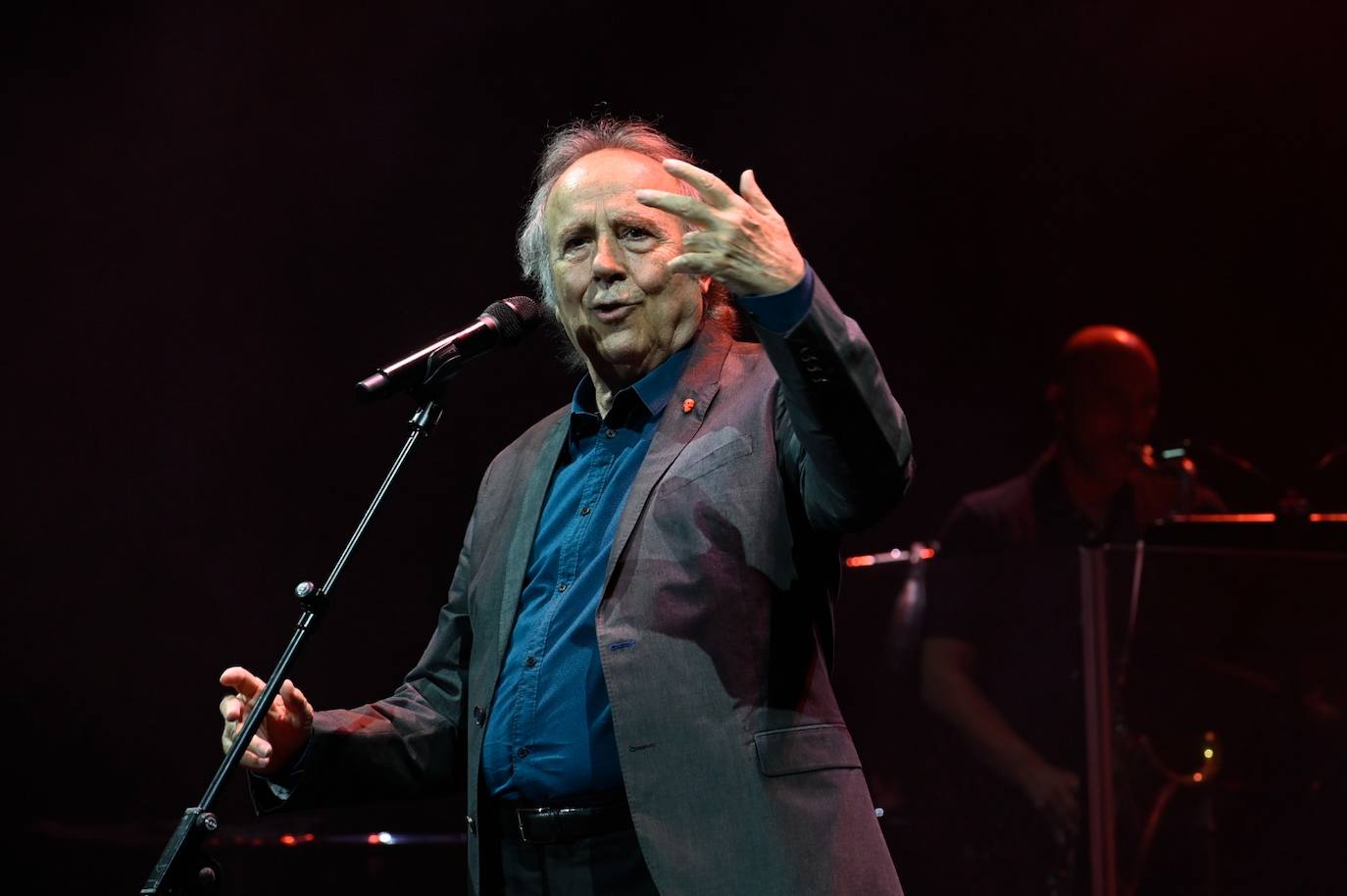 Fotos: Serrat llena el Auditorio Alfredo Kraus