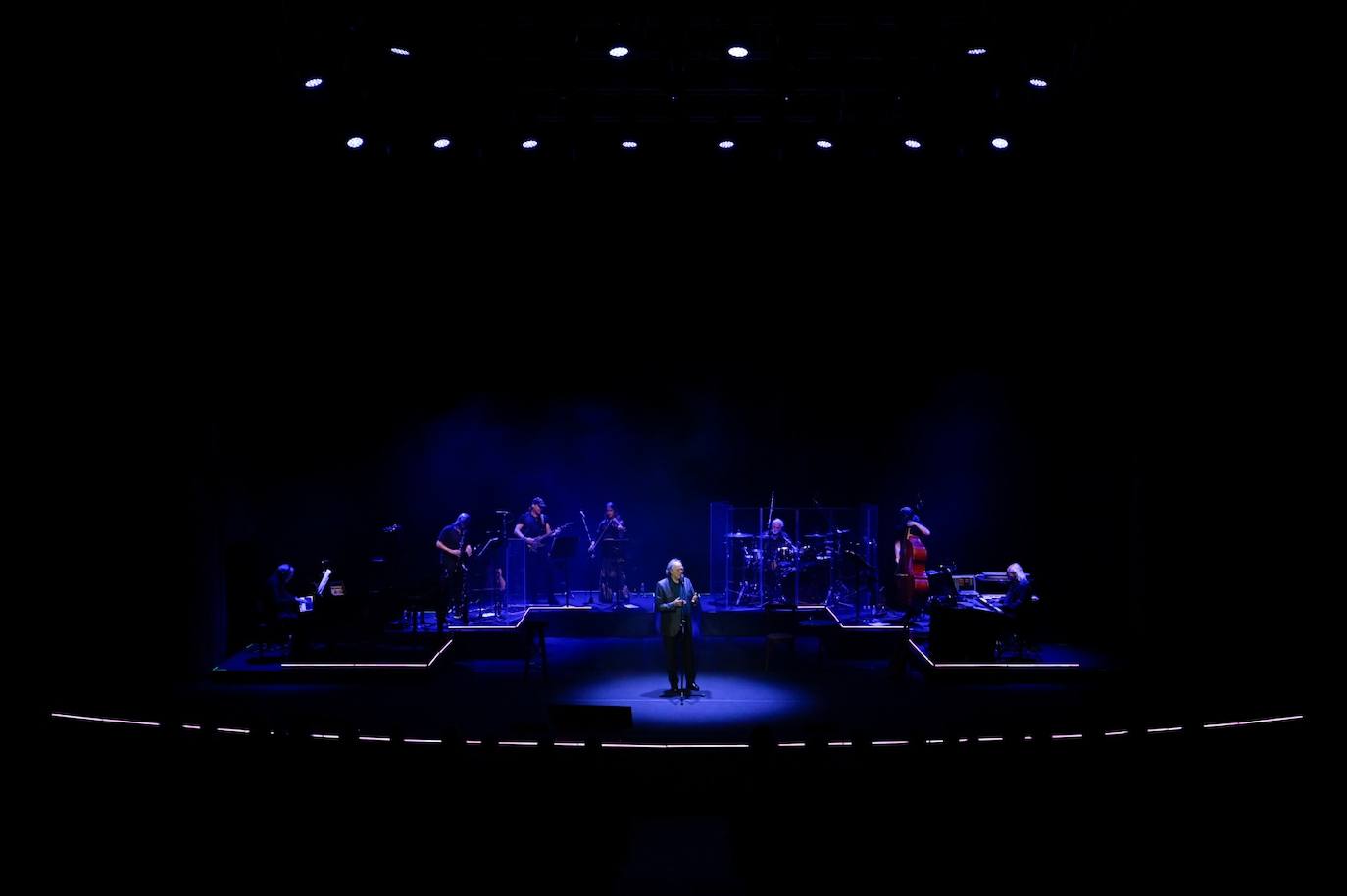 Fotos: Serrat llena el Auditorio Alfredo Kraus