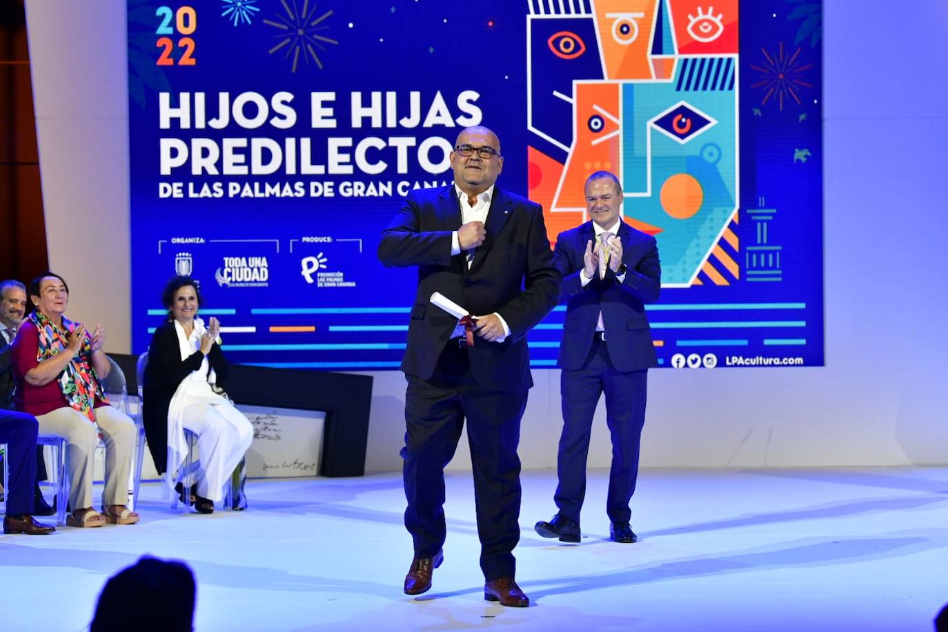 Fotos: La capital grancanaria destaca la labor de 23 personalidades e instituciones en su 544 aniversario