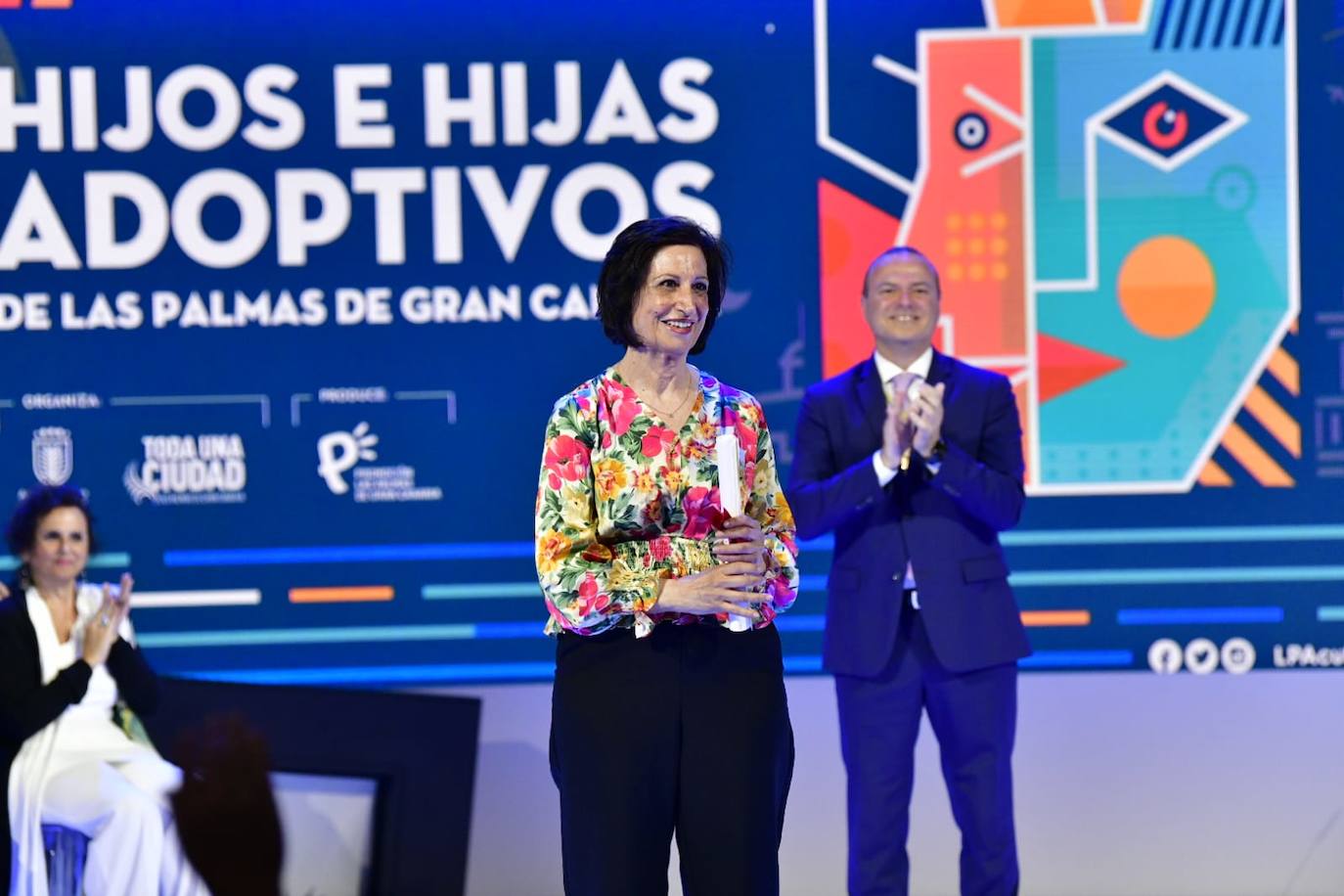 Fotos: La capital grancanaria destaca la labor de 23 personalidades e instituciones en su 544 aniversario