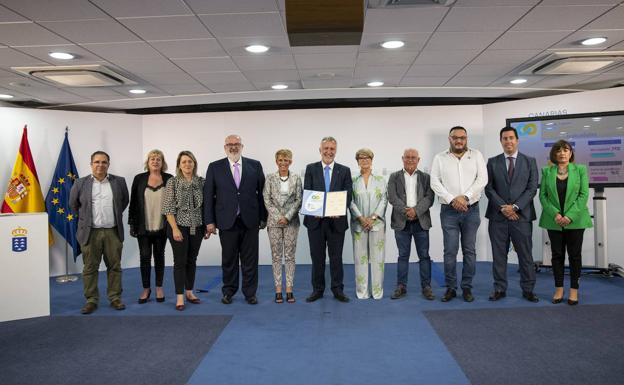 El Gobierno firma la Estrategia Canaria de Formación Profesional Dual