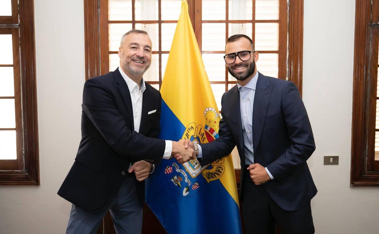 Ramírez y Jesé, en la última renovación del futbolista el pasado verano. 