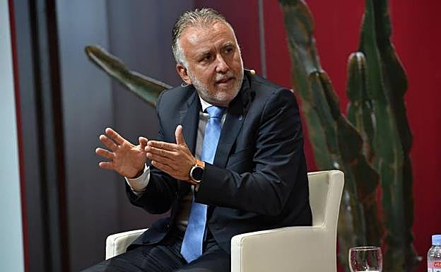 Ángel Víctor Torres. 