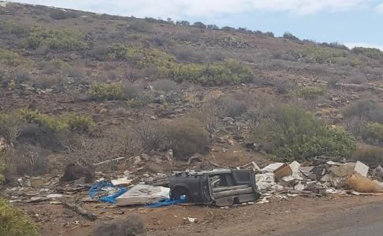 Imagen del vertido ilegal.