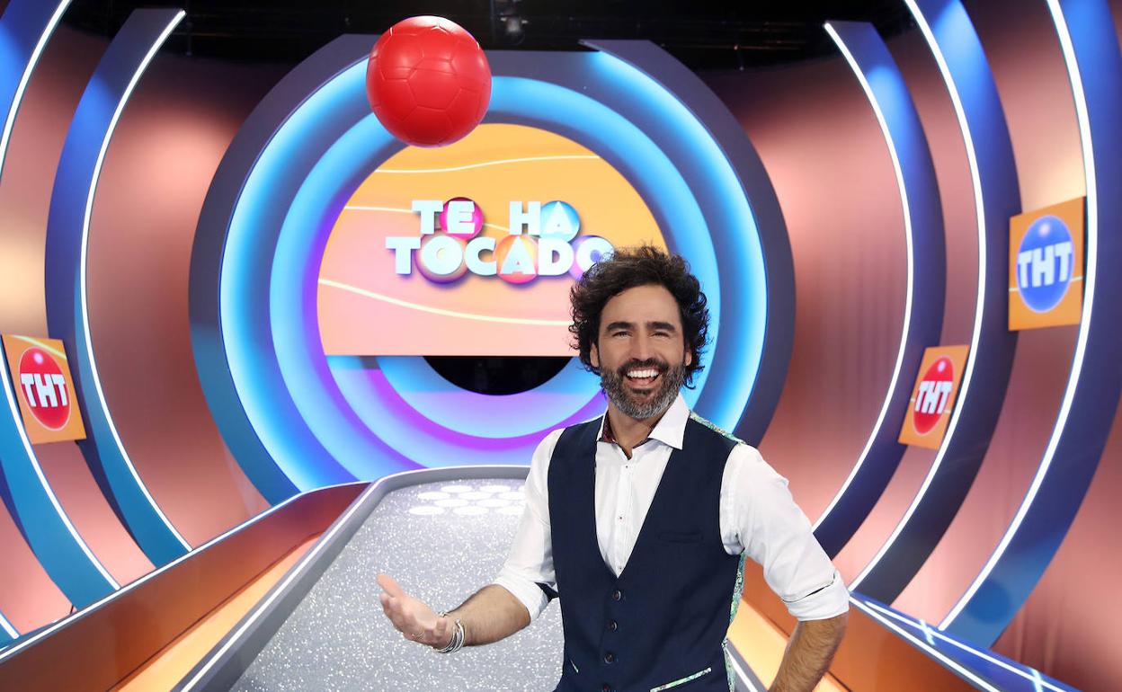 Raún Gómez, presentador de 'Te ha tocado', el nuevo concurso que ha empezado esta semana en TVE. 