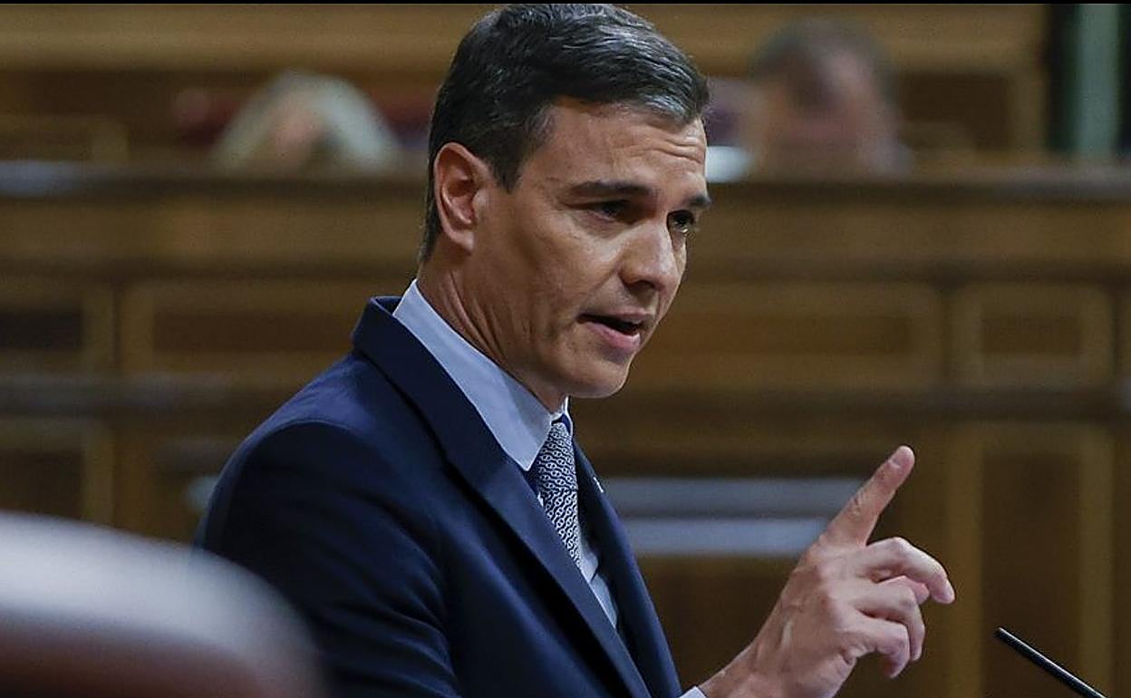 Rivero cree que Sánchez «coge aire» a base de polarizar más el país