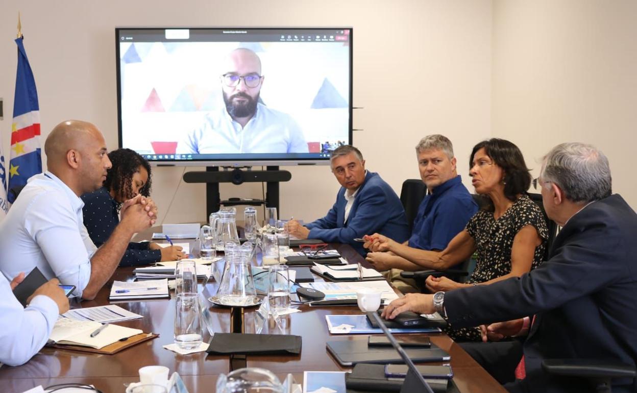 Canarias, Madeira y Cabo Verde potencian su oferta de cruceros