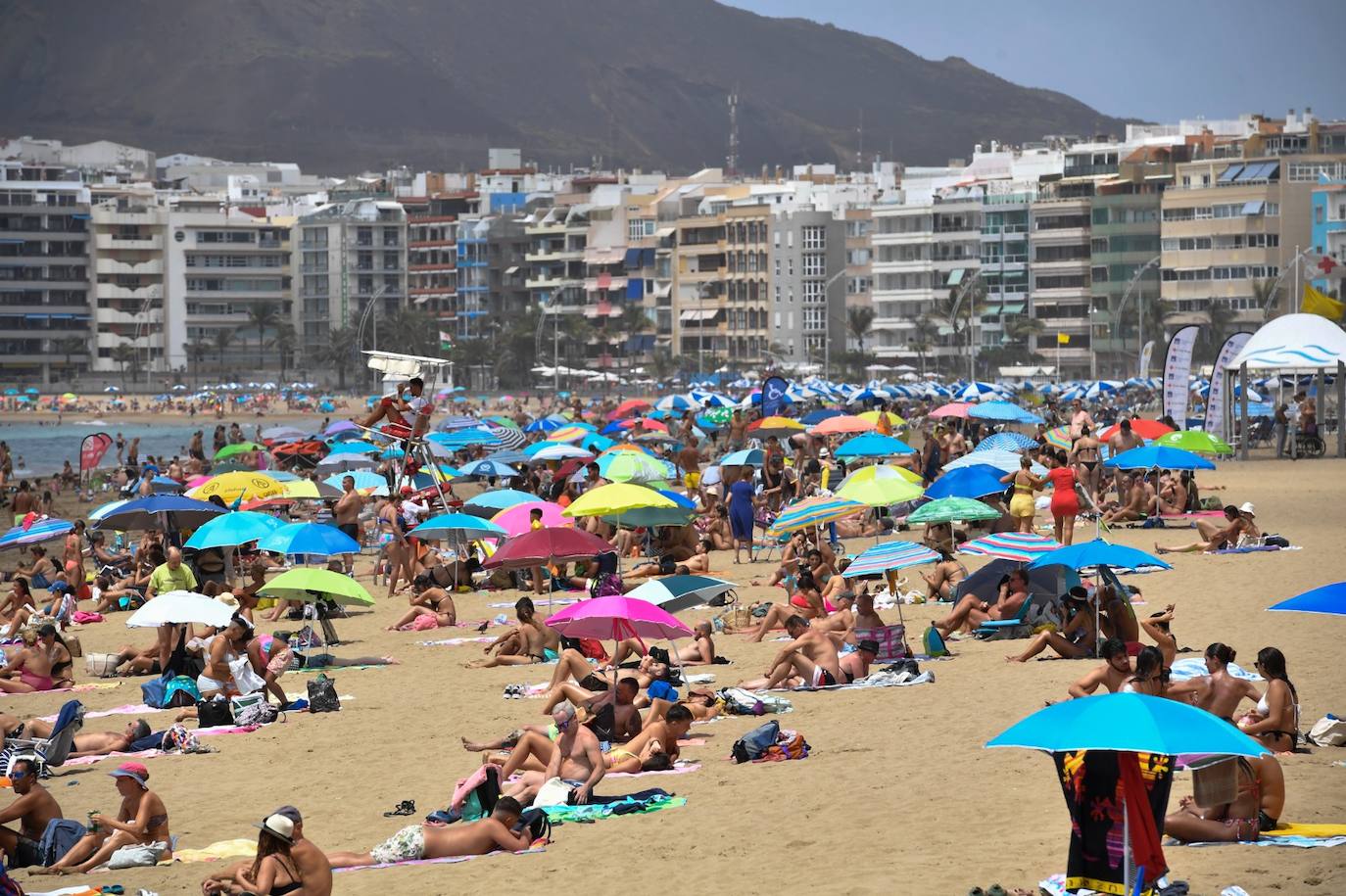Fotos: Baja el calor en Canarias pero sigue rozando los 30ºC