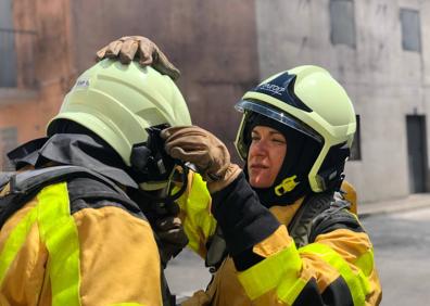 Imagen secundaria 1 - Los bomberos de Gran Canaria formarán a sus mandos en Francia