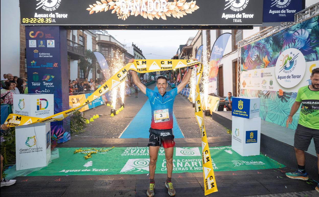 Raúl Ortiz sigue, al igual que el año pasado, dominando el Aguas de Teror Trail-Desafío de los Picos