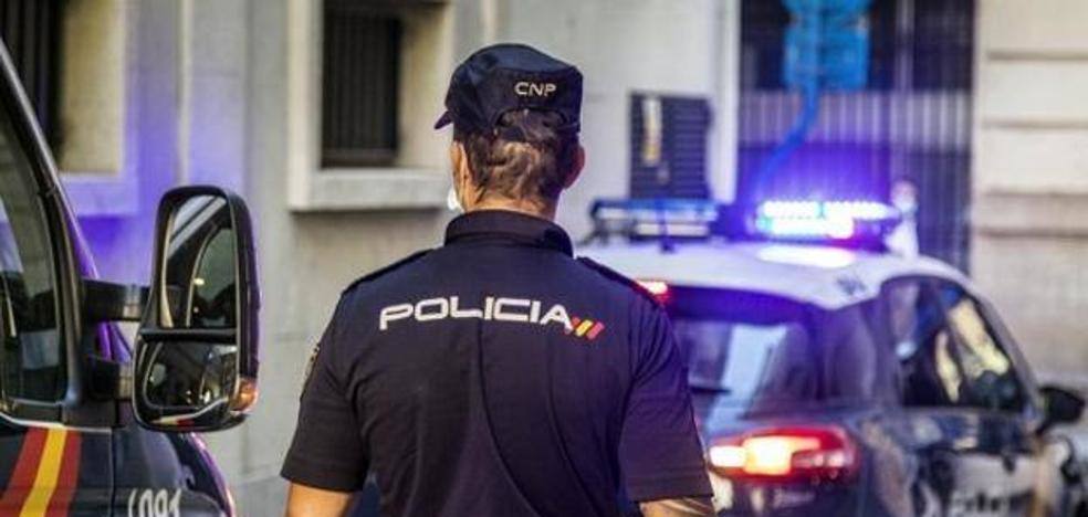 Agentes de la Policía Nacional y la Guardia Civil detuvieron al responsable del deltio. 