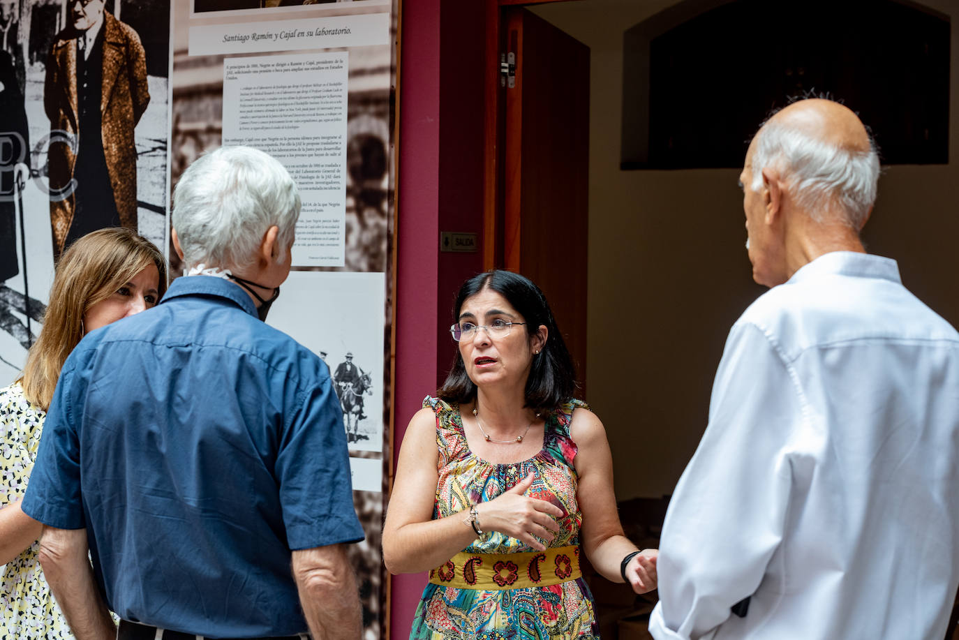 Fotos: La ministra de Sanidad visita la Fundación Juan Negrín