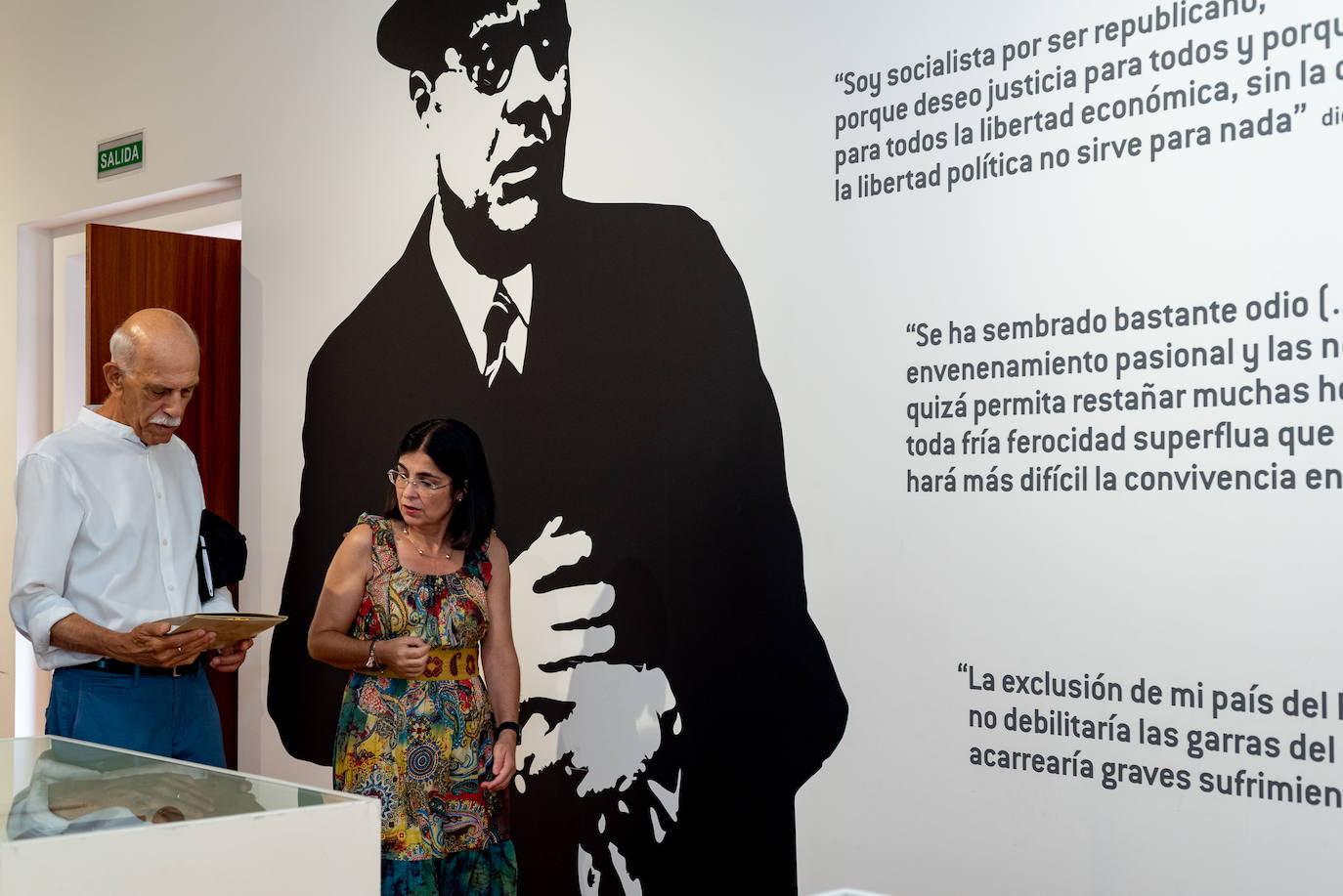 Fotos: La ministra de Sanidad visita la Fundación Juan Negrín