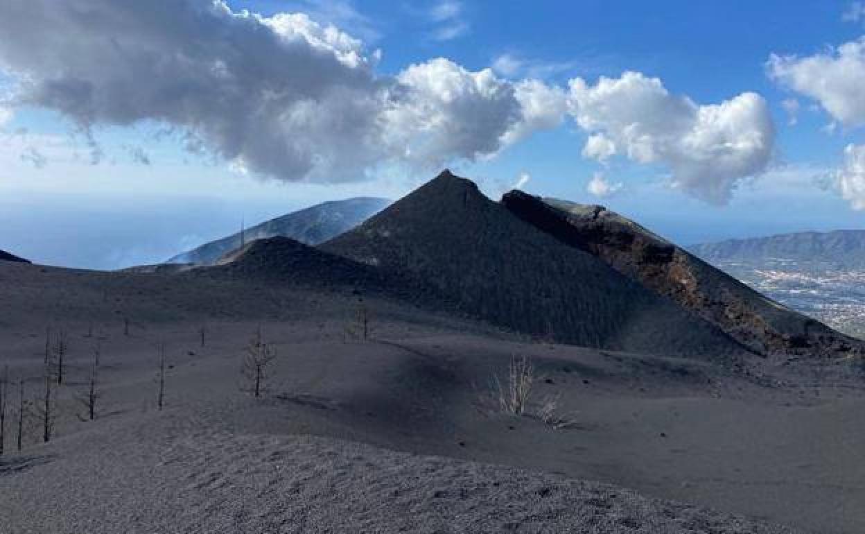 Imagen del cono del volcán de La Palma. 