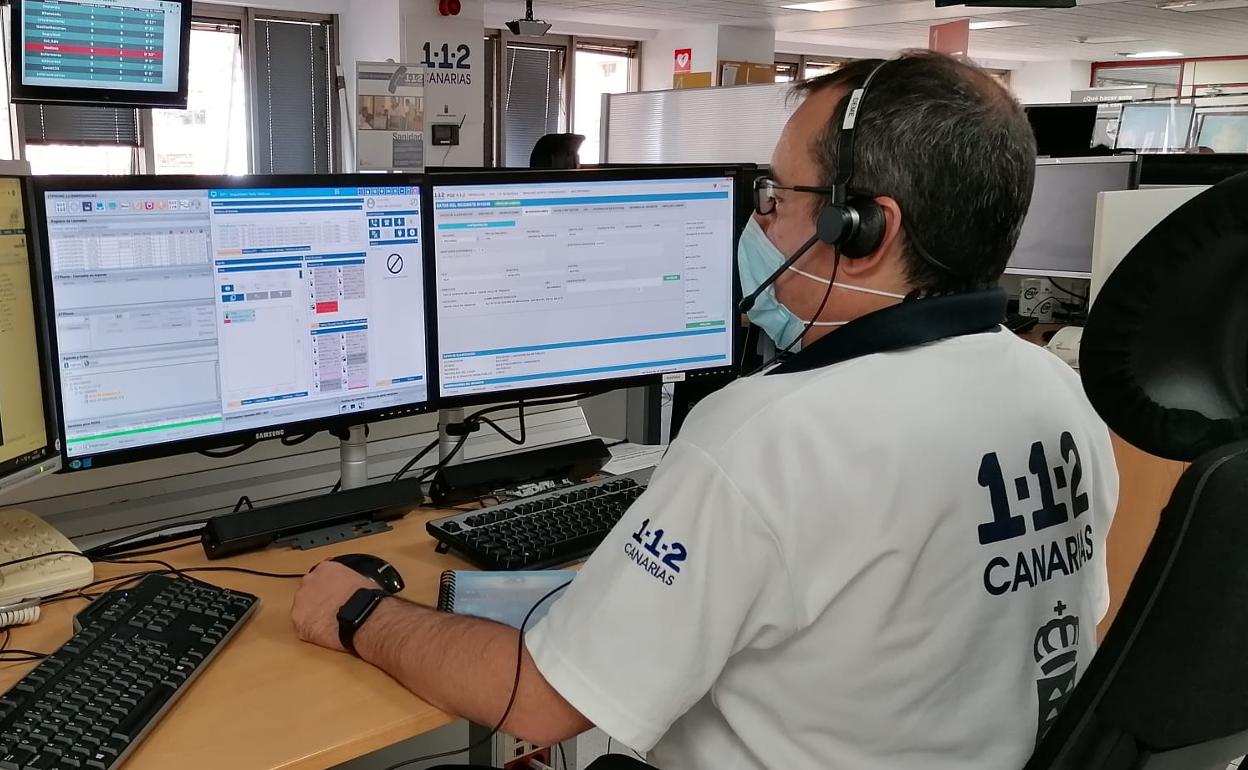 Herido grave tras caer en una zanja de 8 metros en Tenerife