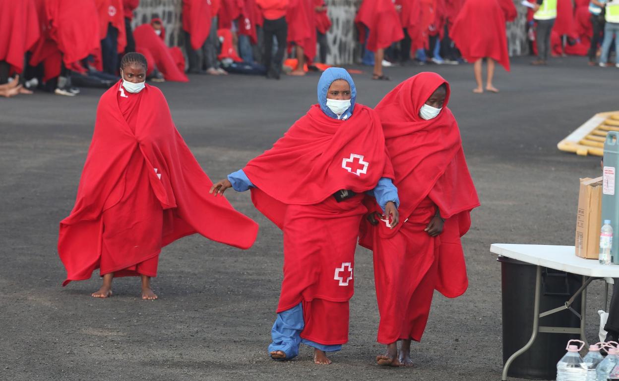 En los dispositivos de acogida de la comunidad autónoma permanecen en torno a 1.300 inmigrantes. 
