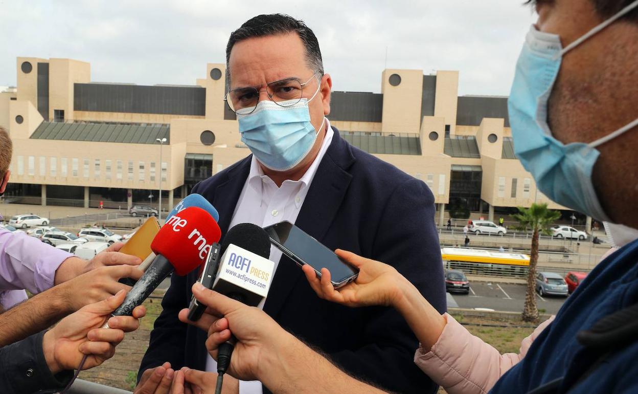 Poli Suárez, secretario regional del PP canario. 