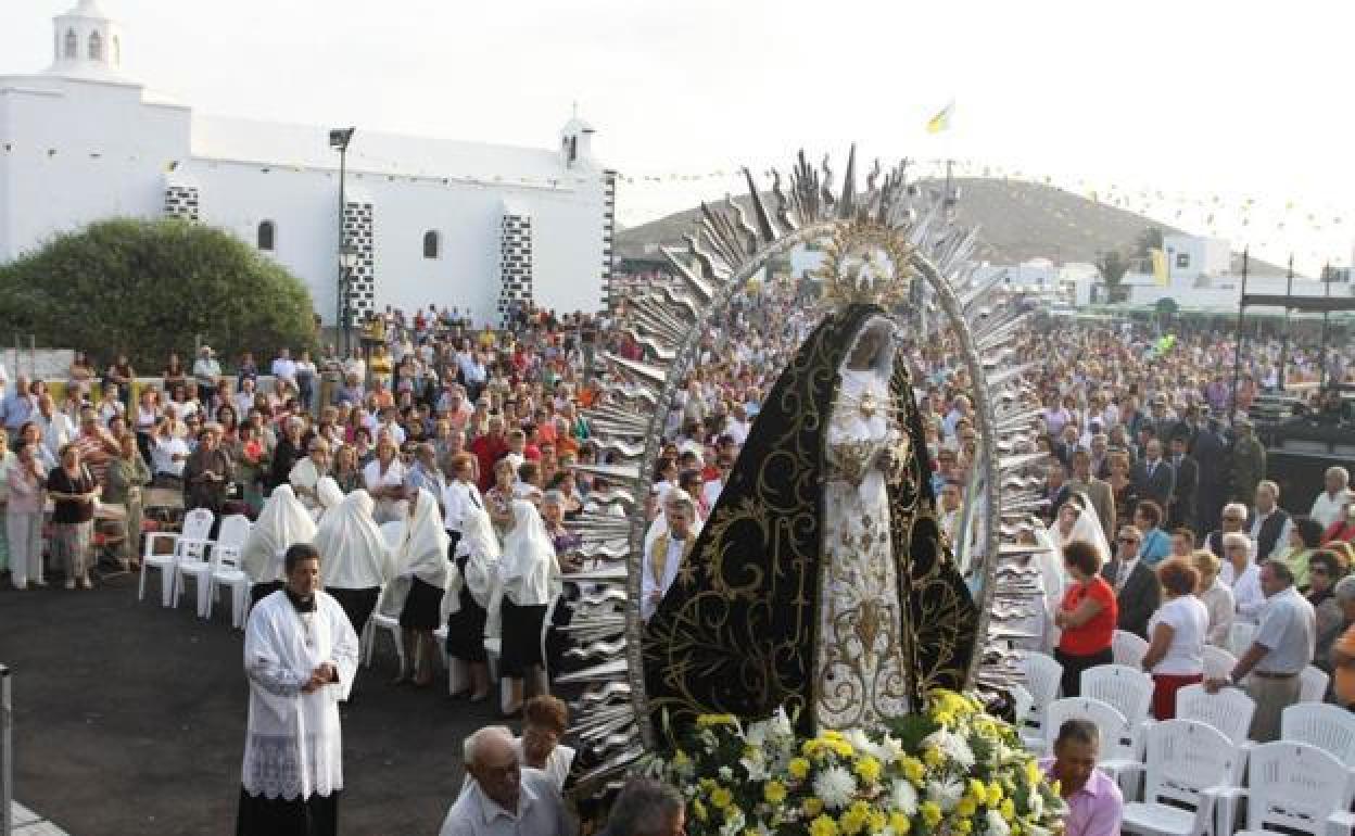 Virgen de Los Volcanes. 