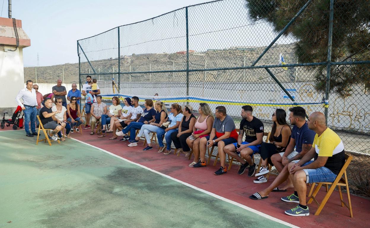 Imagen de la reivindicación vecinal celebrada este martes en La Solana. 