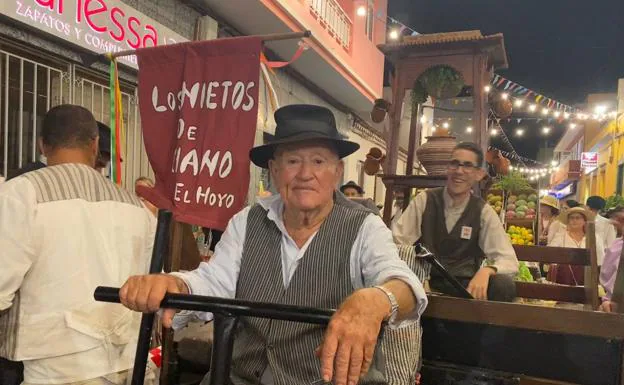 Una de las carretas más antiguas de las fiestas de La Aldea es la de 'Los Nietos de Chano' que viene desde el barrio del Hoyo. 