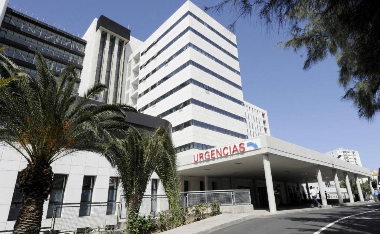 Fachada del Hospital Insular.