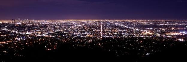 Vista nocturna de Los Ángeles (EE.UU.). Shutterstock 